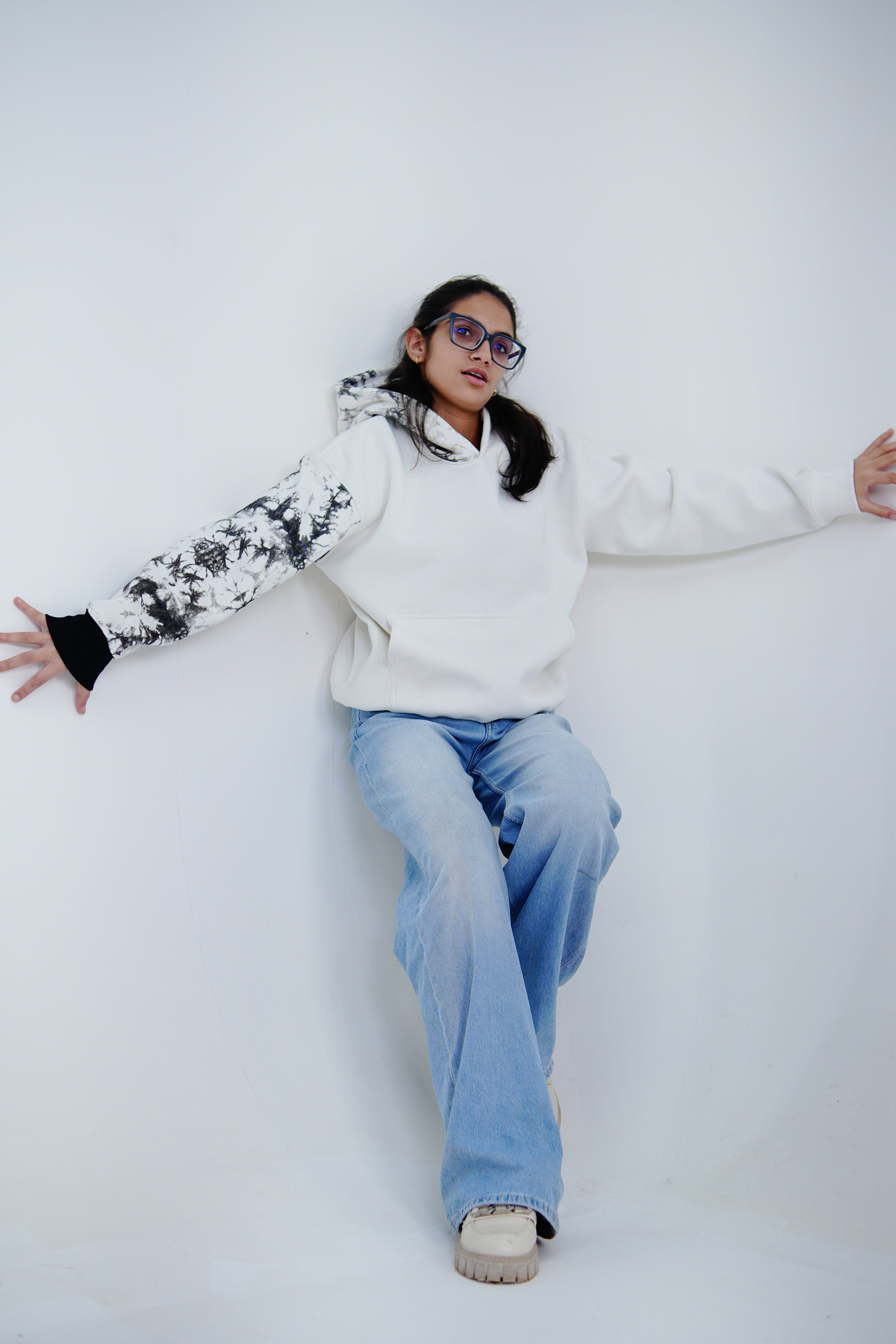 Monochrome Drift - 350 GSM